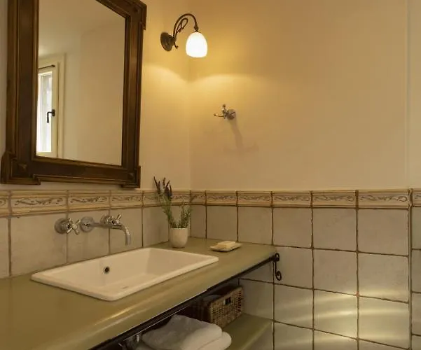 Sunrise House By Andros Collection Piso Gialia